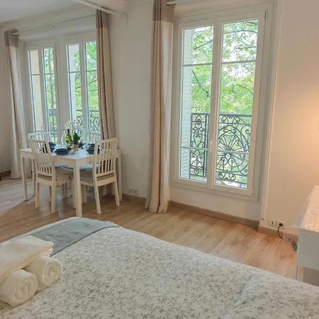 Appartement Charming Bright 1 Min From Place D'italie For 5 Parijs